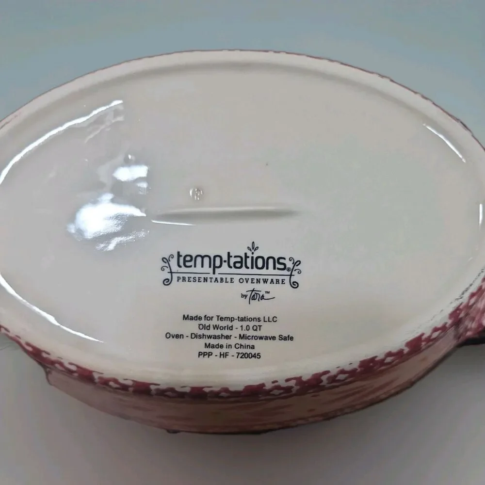 Temptations by Tara Old World 1.5 qt Casserole Dish Cows Floral Red Cream